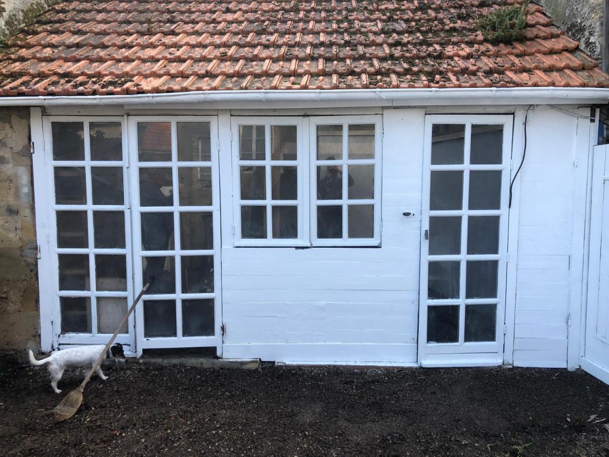 Authentique Maison De Pecheur A Port-En-Bessin Екстериор снимка