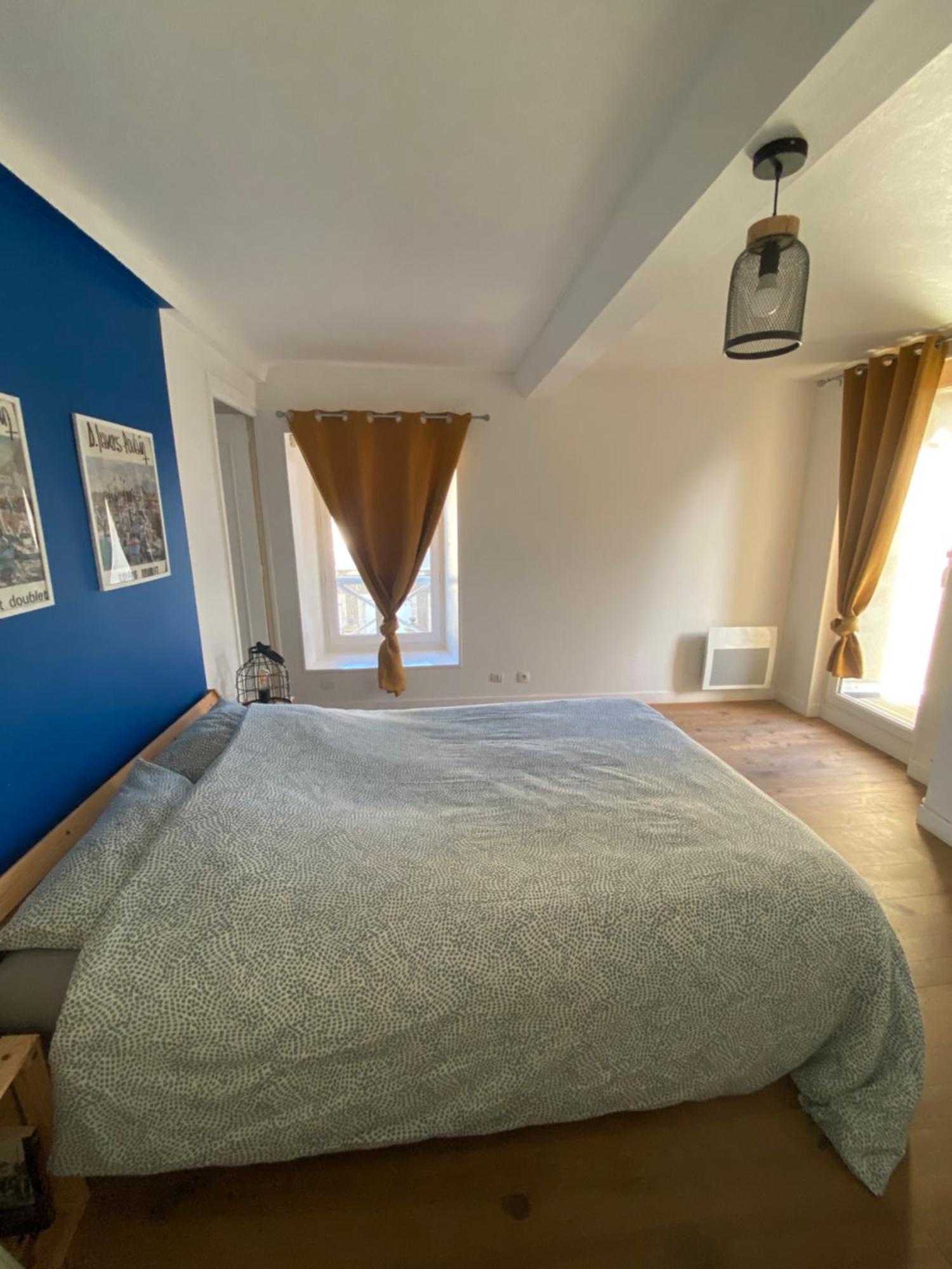 Authentique Maison De Pecheur A Port-En-Bessin Екстериор снимка