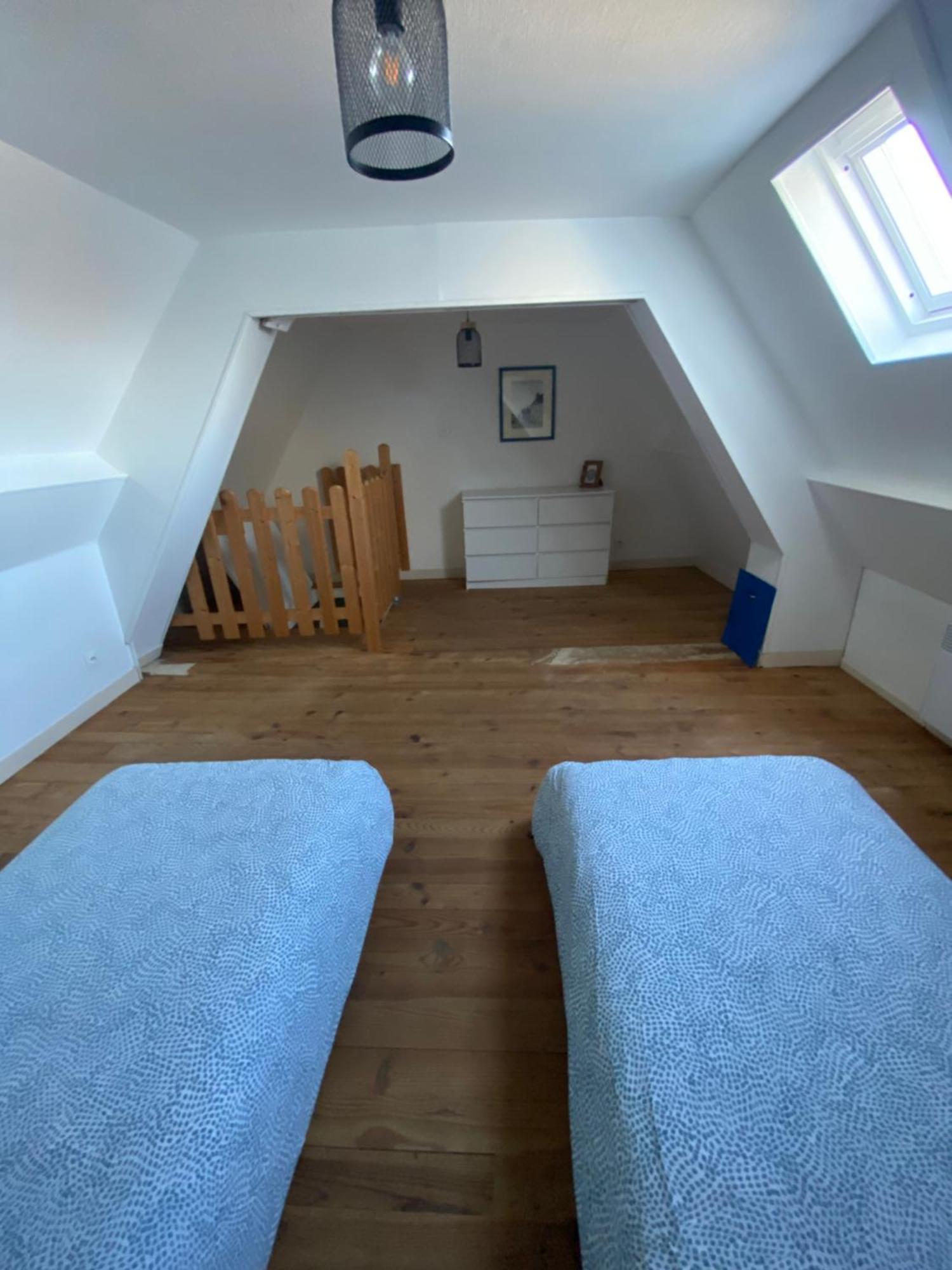 Authentique Maison De Pecheur A Port-En-Bessin Екстериор снимка